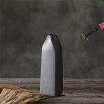 vase japonais gris